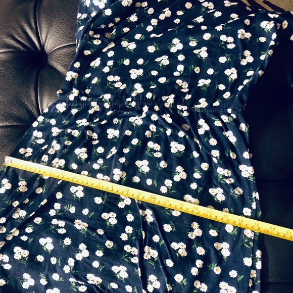 "Lori" Dress - Picture 2 of 2